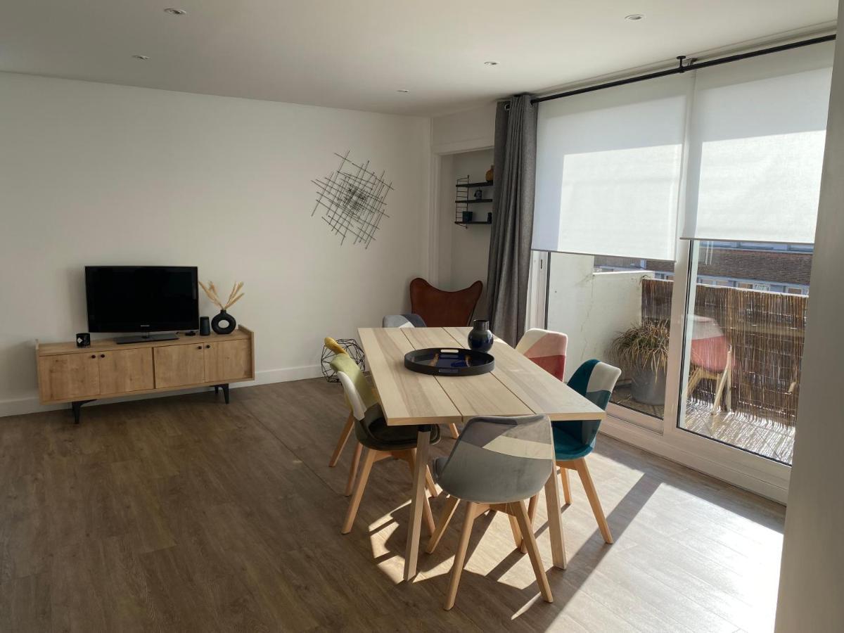 Appartement Situe En Centre Ville Super Lumineux Dunkirk Exteriör bild